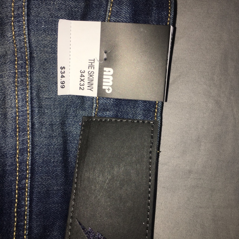 AMP men’s jeans NWT